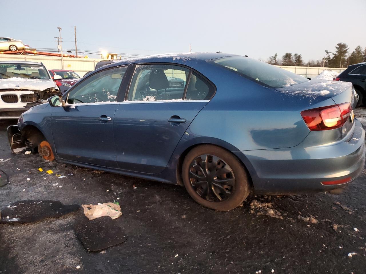 2017 VOLKSWAGEN JETTA S - Image 2