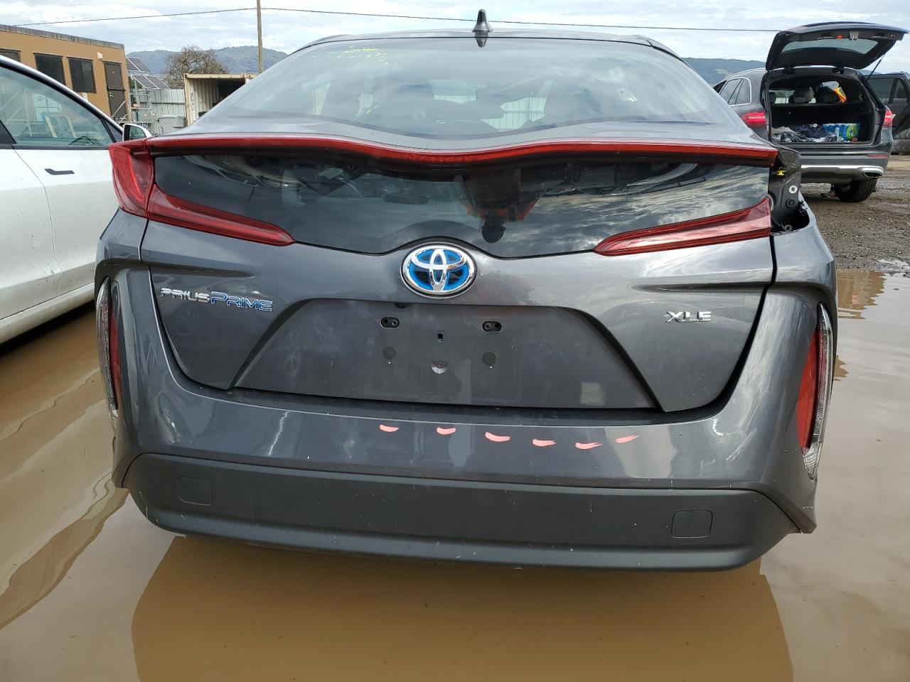 2022 TOYOTA PRIUS PRIM - Image 6