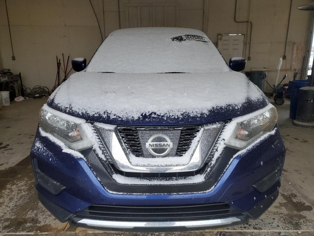 2017 NISSAN ROGUE S - Image 5