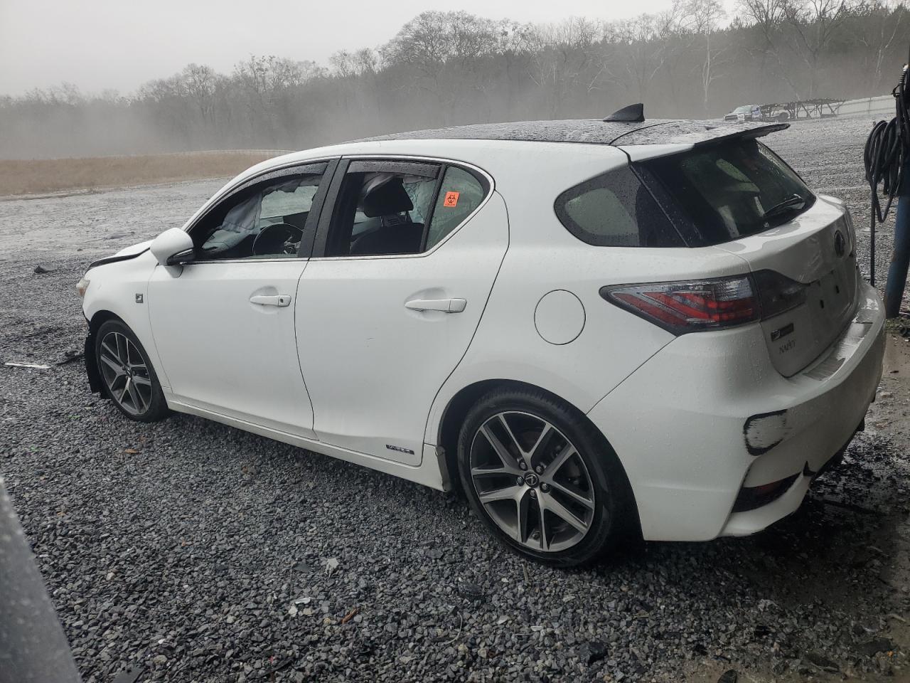 2016 LEXUS CT 200 - Image 2