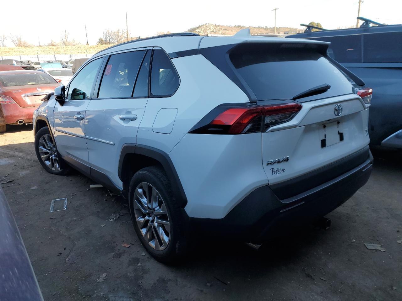 2019 TOYOTA RAV4 XLE P - Image 2