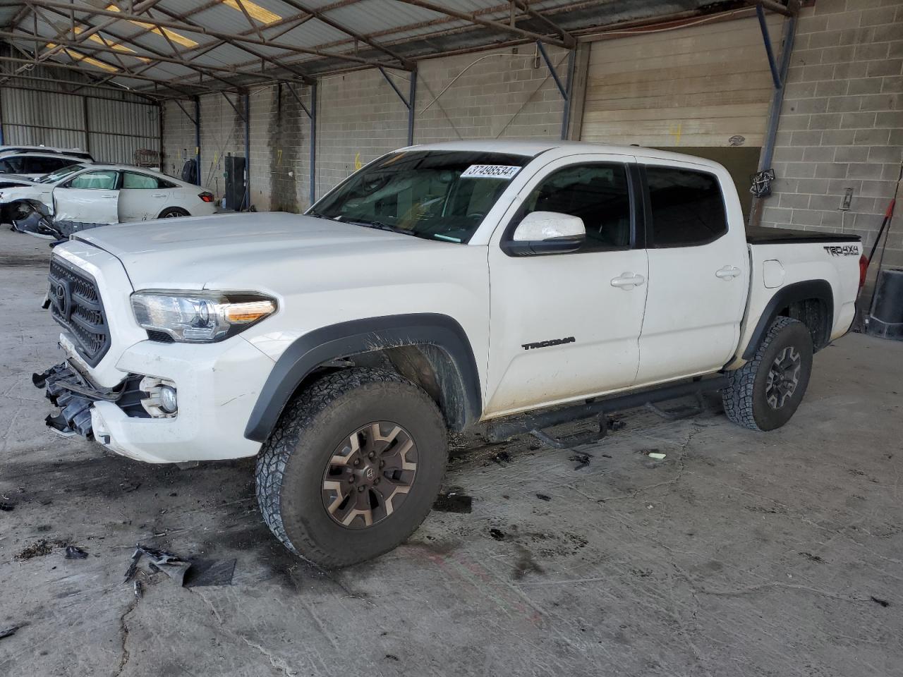 2017 TOYOTA TACOMA DOU