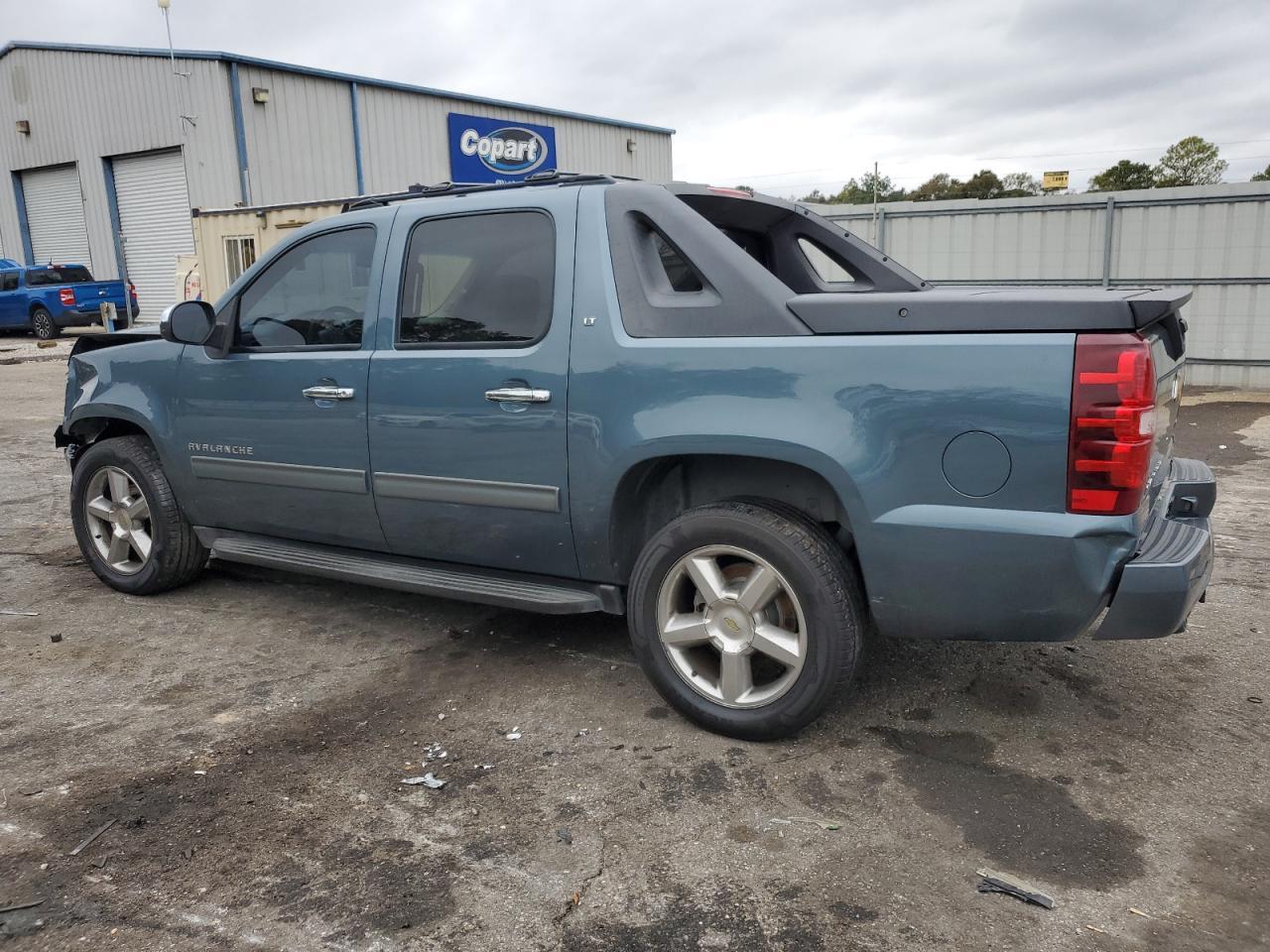 2012 CHEVROLET AVALANCHE - Фото 2