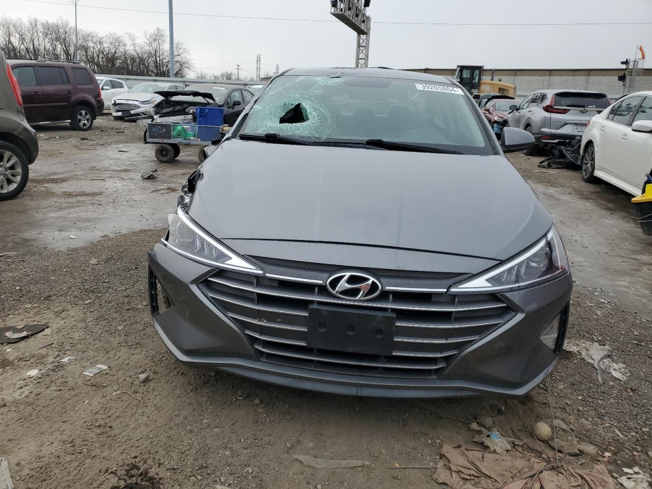 2019 HYUNDAI ELANTRA SE - Фото 5