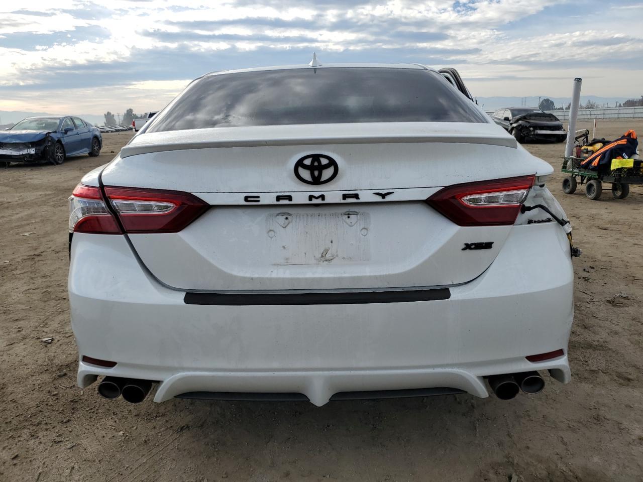 2019 TOYOTA CAMRY XSE - Фото 6