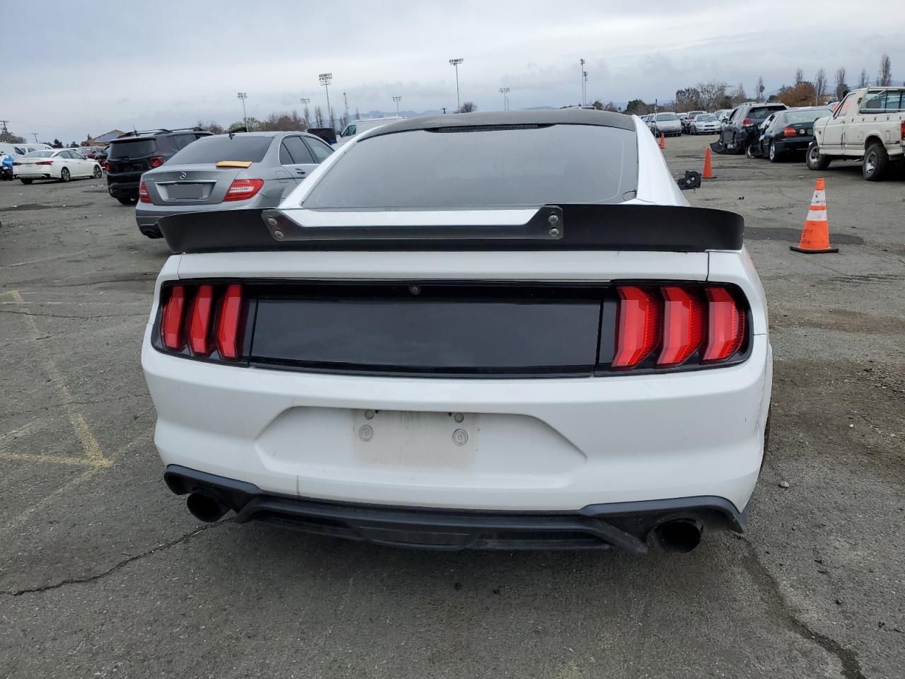 2018 FORD MUSTANG - Image 6
