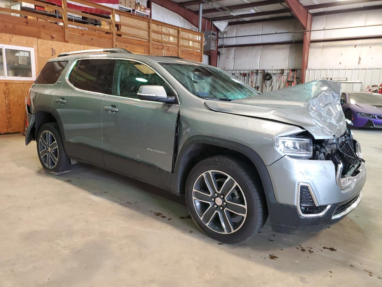2023 GMC ACADIA SLT - Image 4