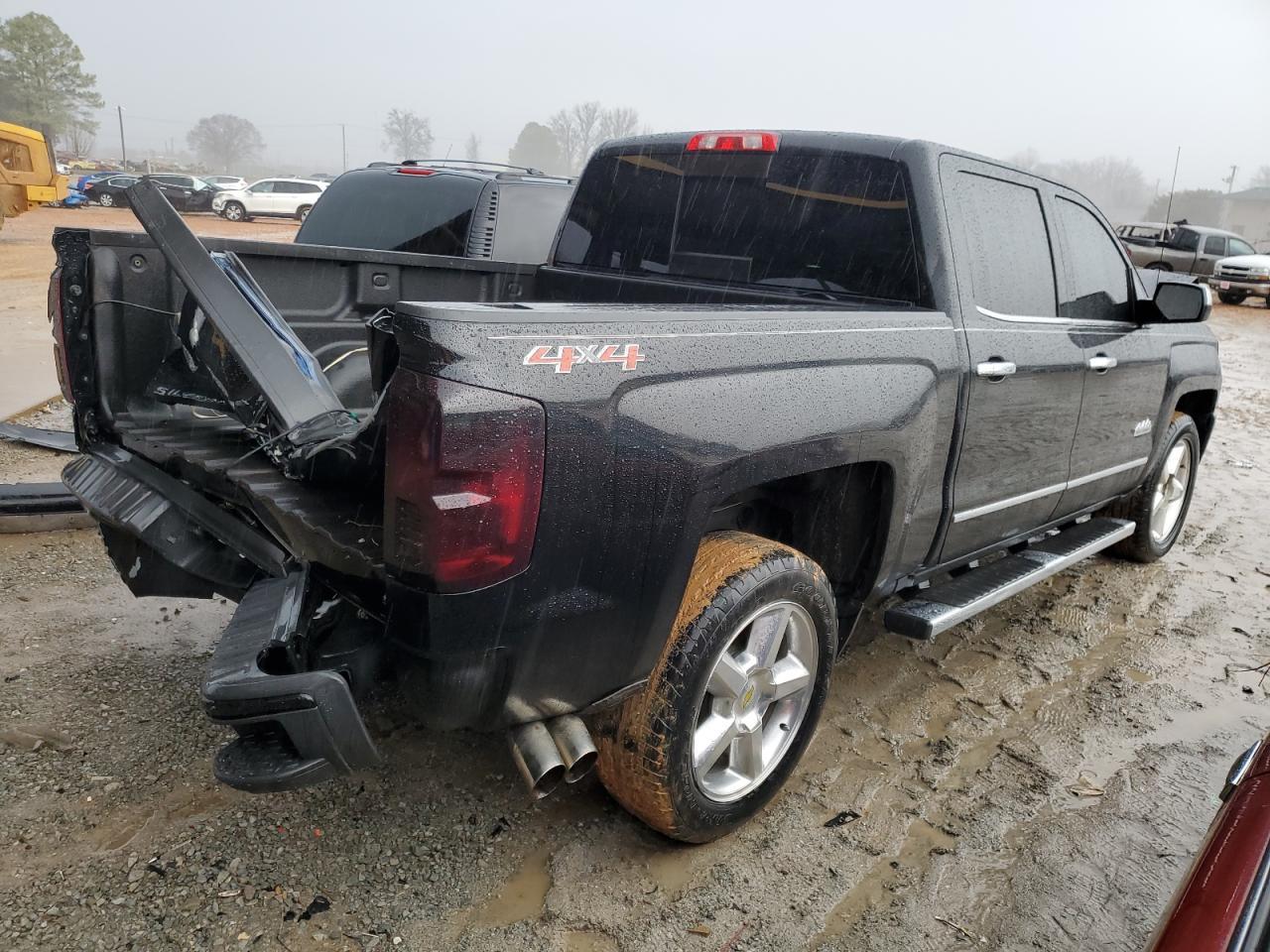 2017 CHEVROLET SILVERADO - Image 3