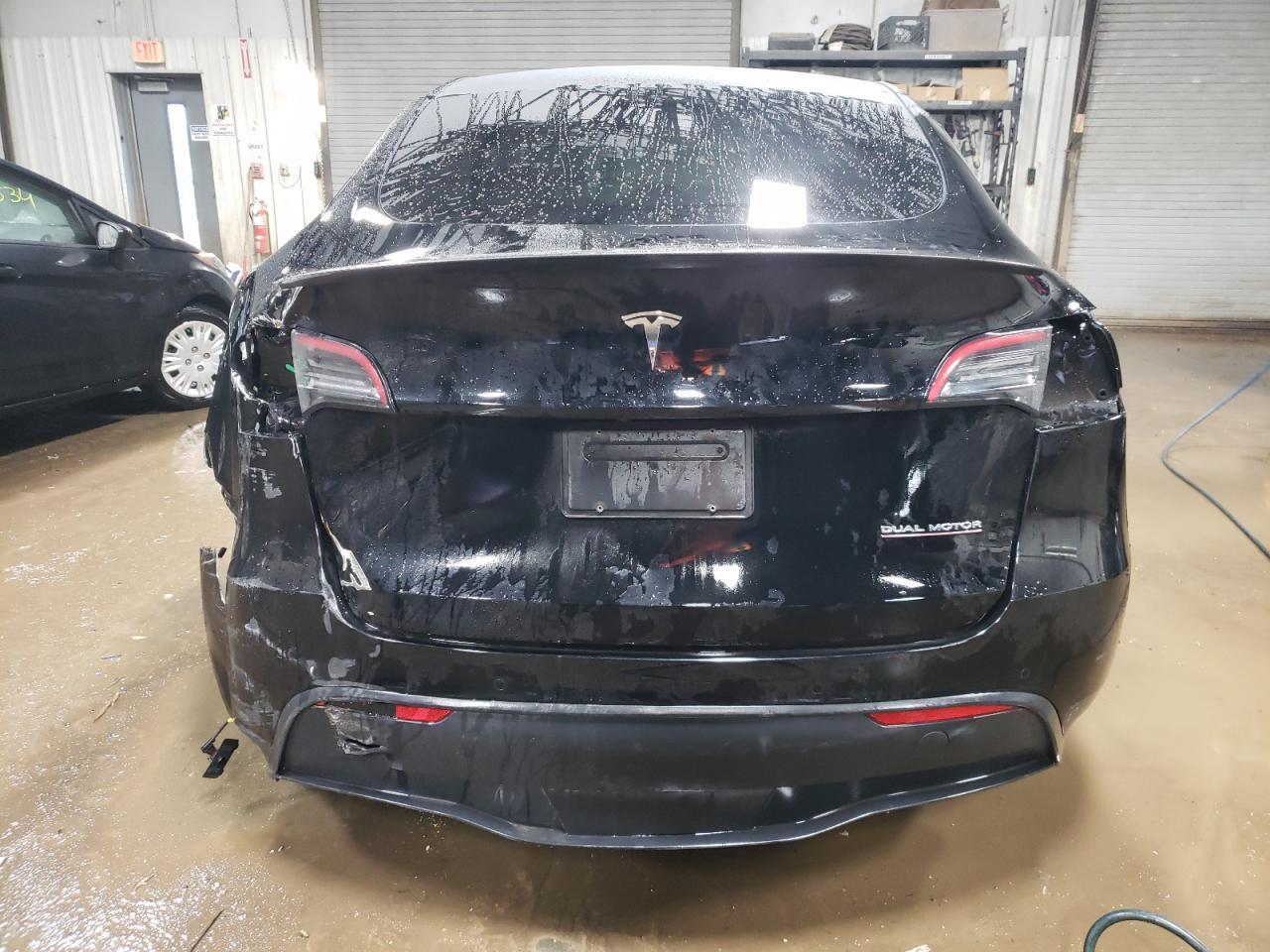2022 TESLA MODEL Y - Image 6