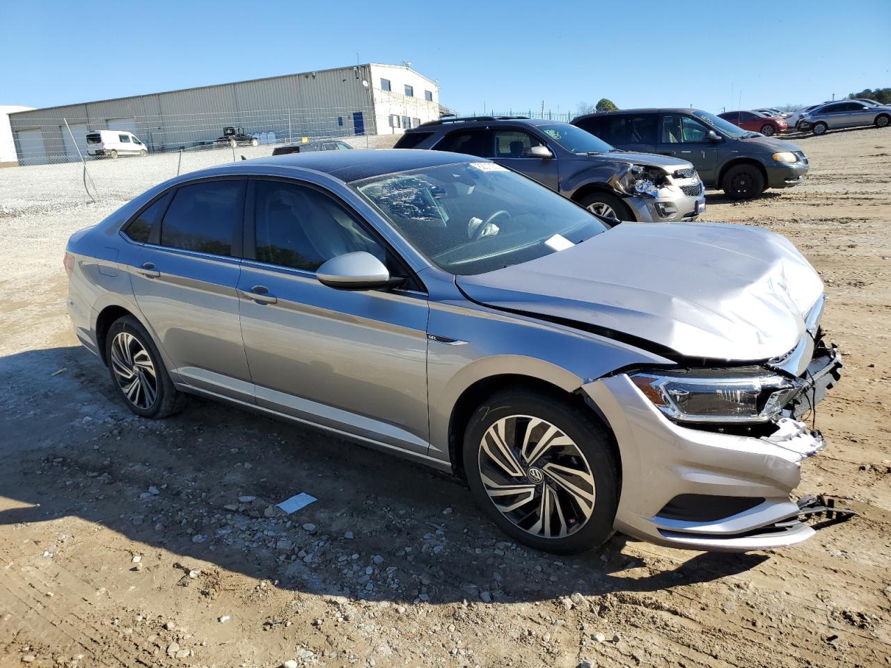 2020 VOLKSWAGEN JETTA SEL - Image 4