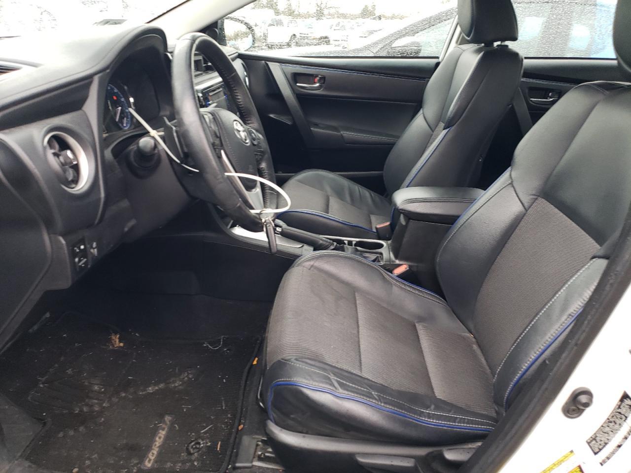 2019 TOYOTA COROLLA L - Фото 7