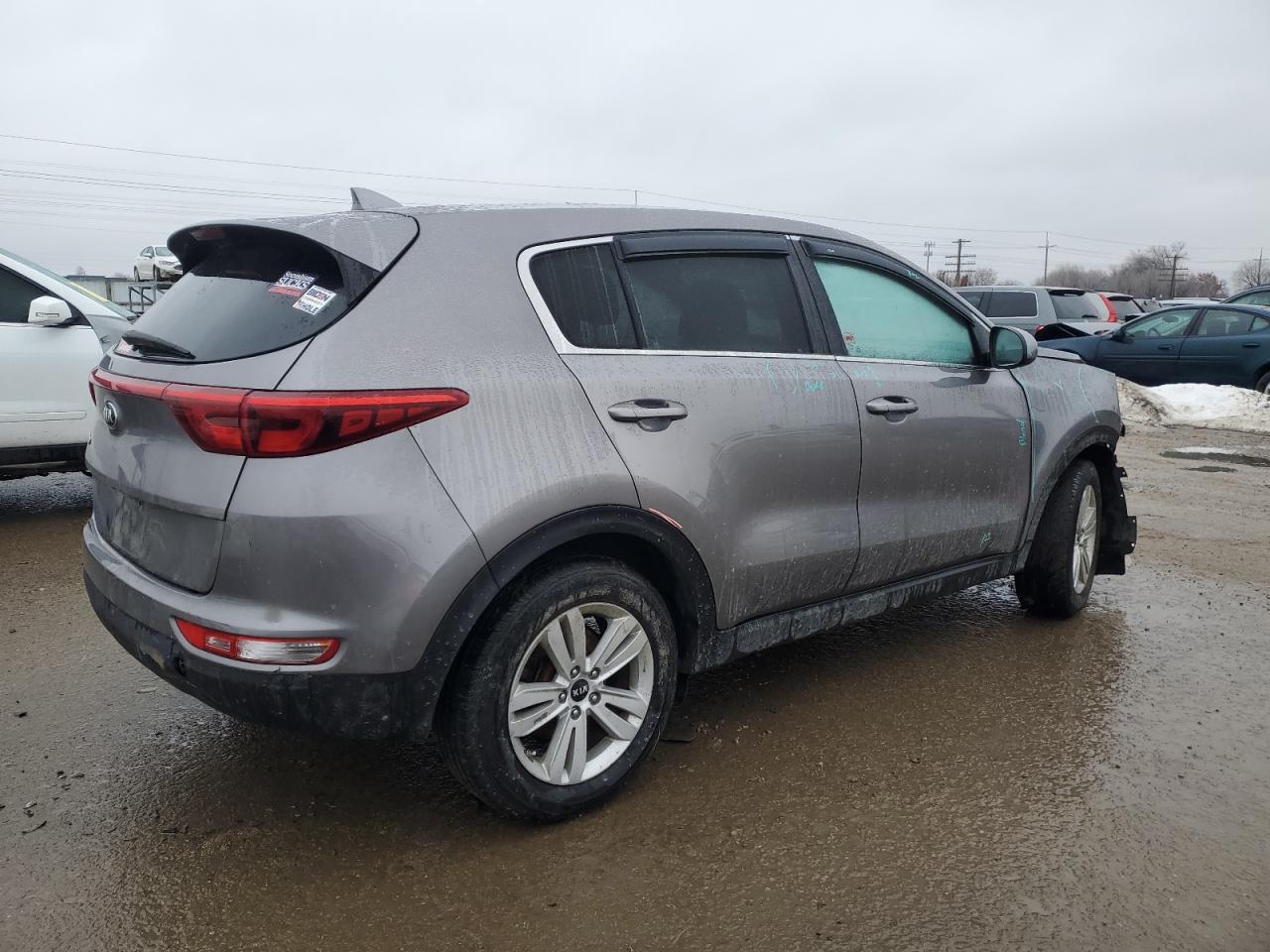 2017 KIA SPORTAGE L - Image 3