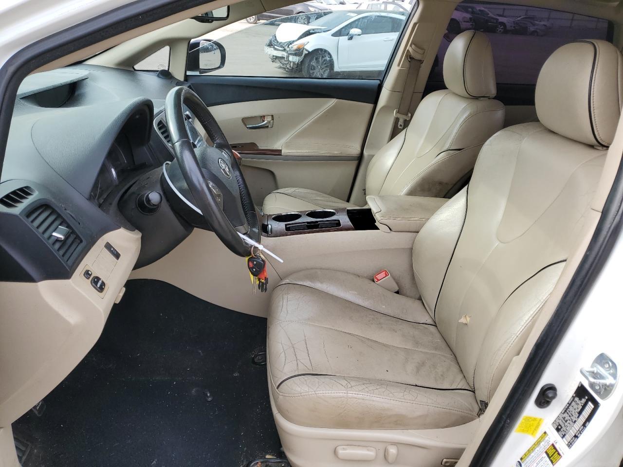 2011 TOYOTA VENZA - Фото 7