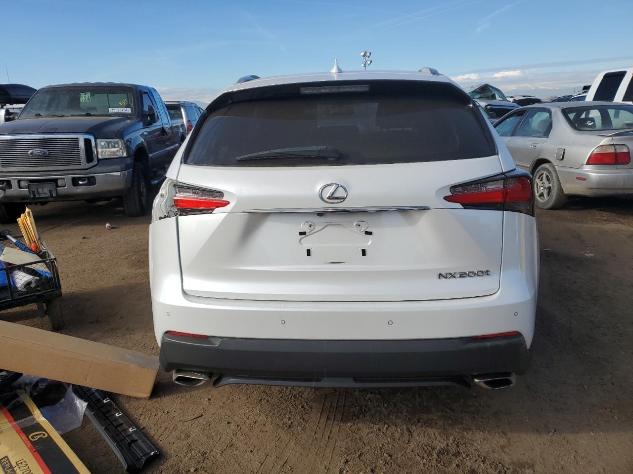 2016 LEXUS NX 200T BA - Фото 6