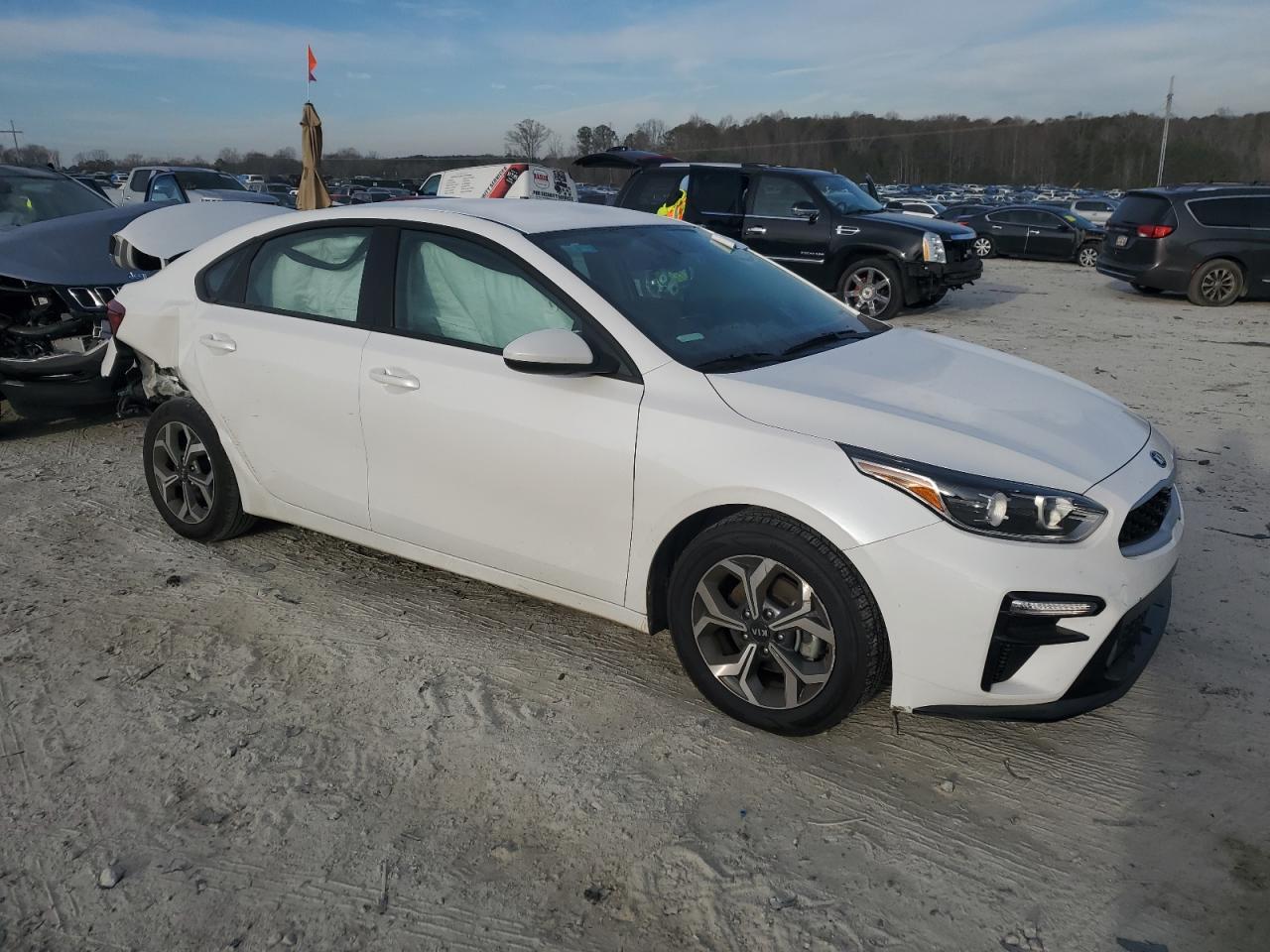 2021 KIA FORTE FE - Image 4
