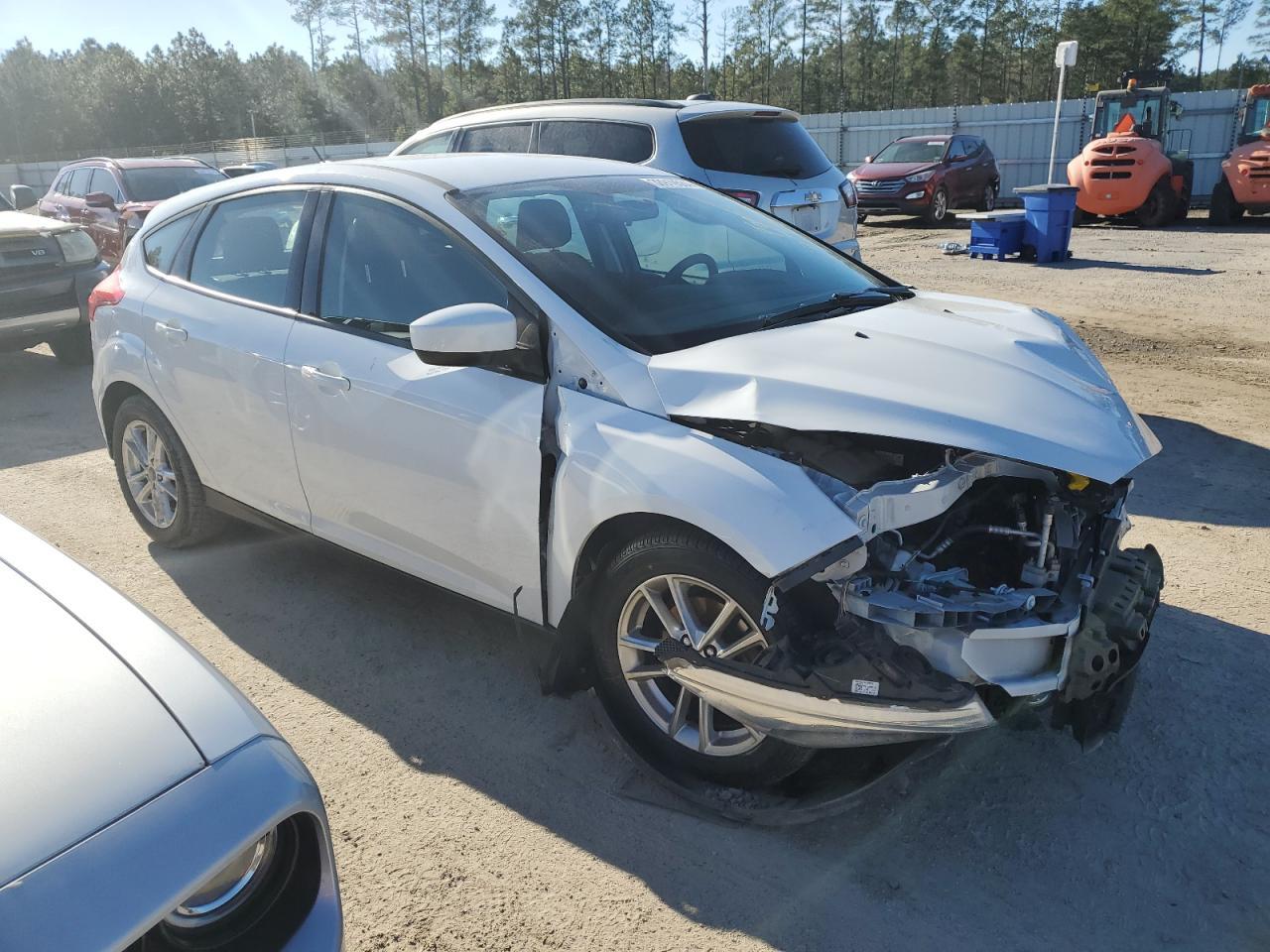2018 FORD FOCUS SE - Image 4