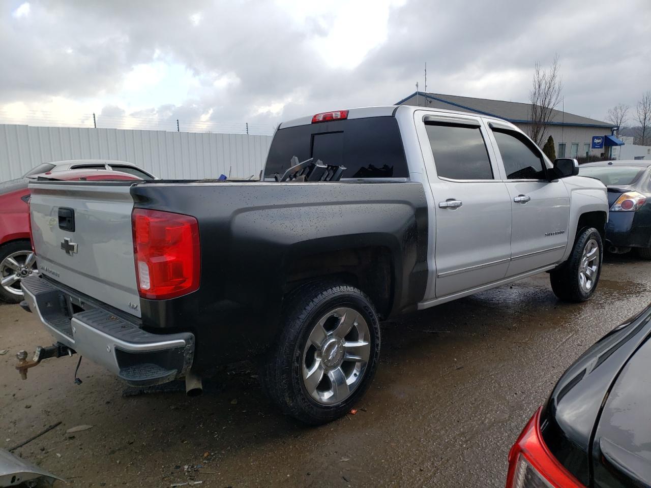 2018 CHEVROLET SILVERADO - Фото 3