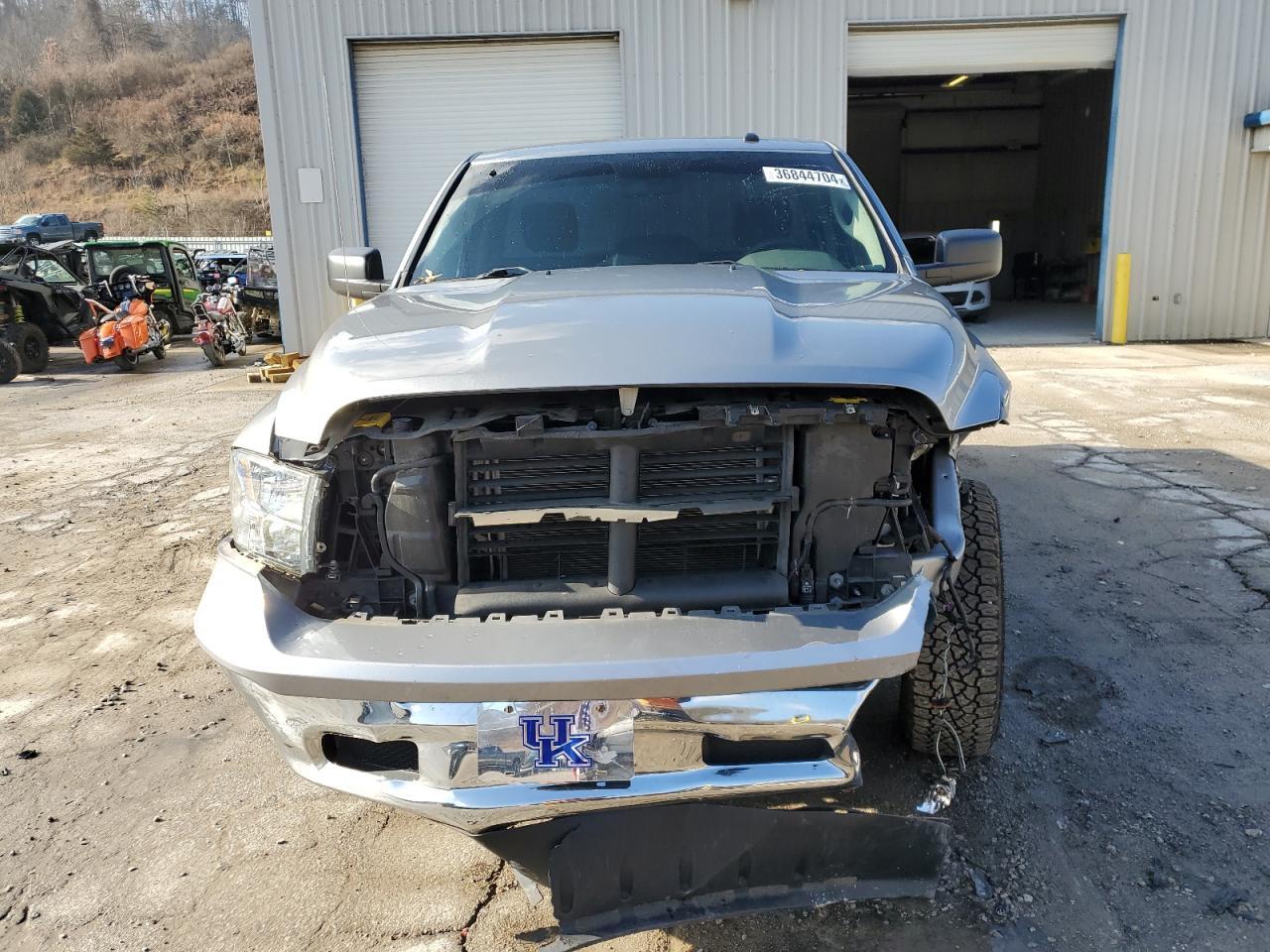 2019 RAM 1500 CLASS - Фото 5