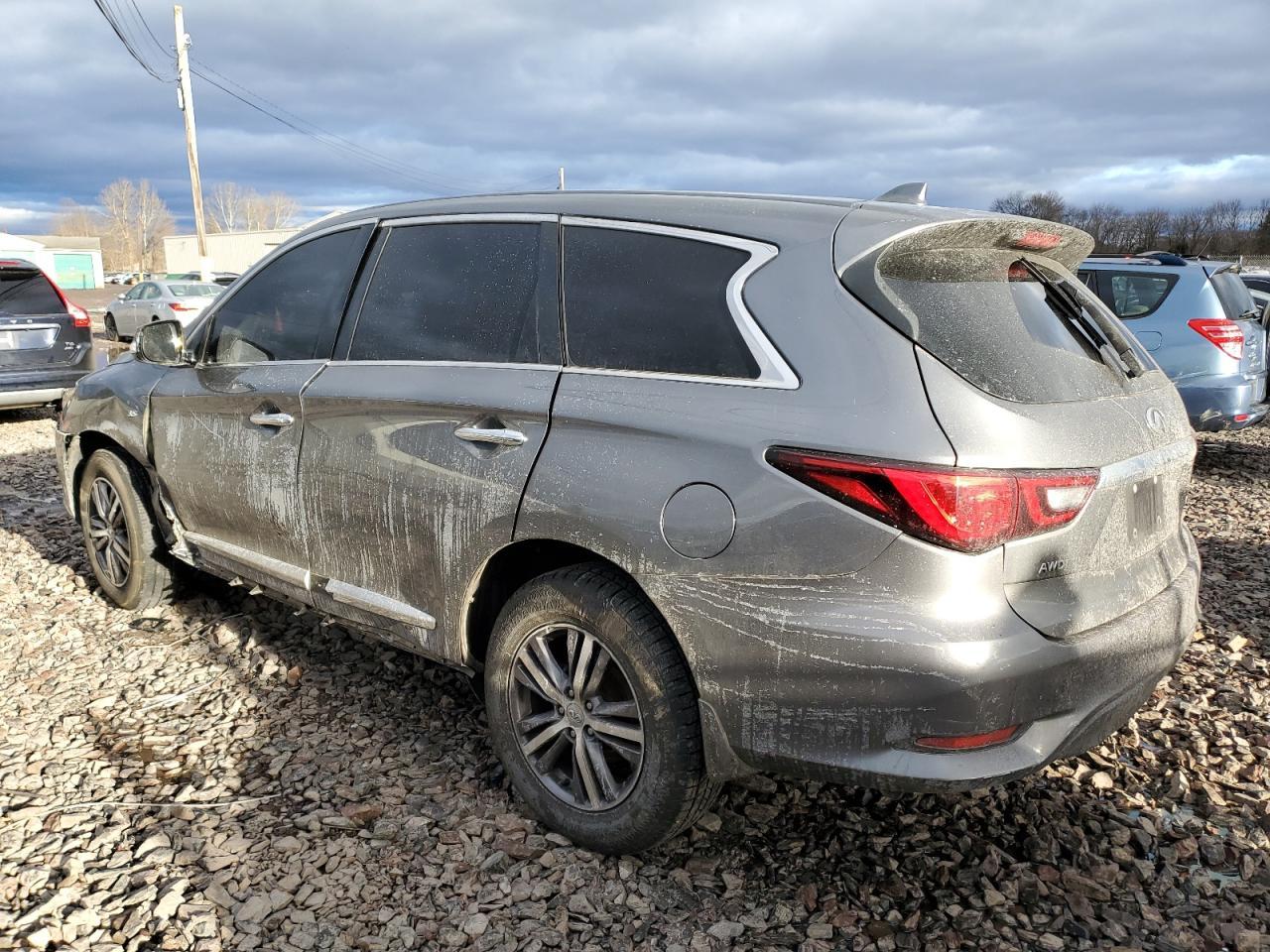 2019 INFINITI QX60 LUXE - Фото 2