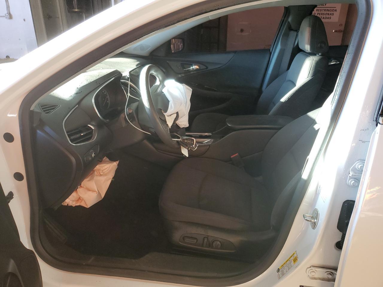 2017 CHEVROLET MALIBU LT - Image 7