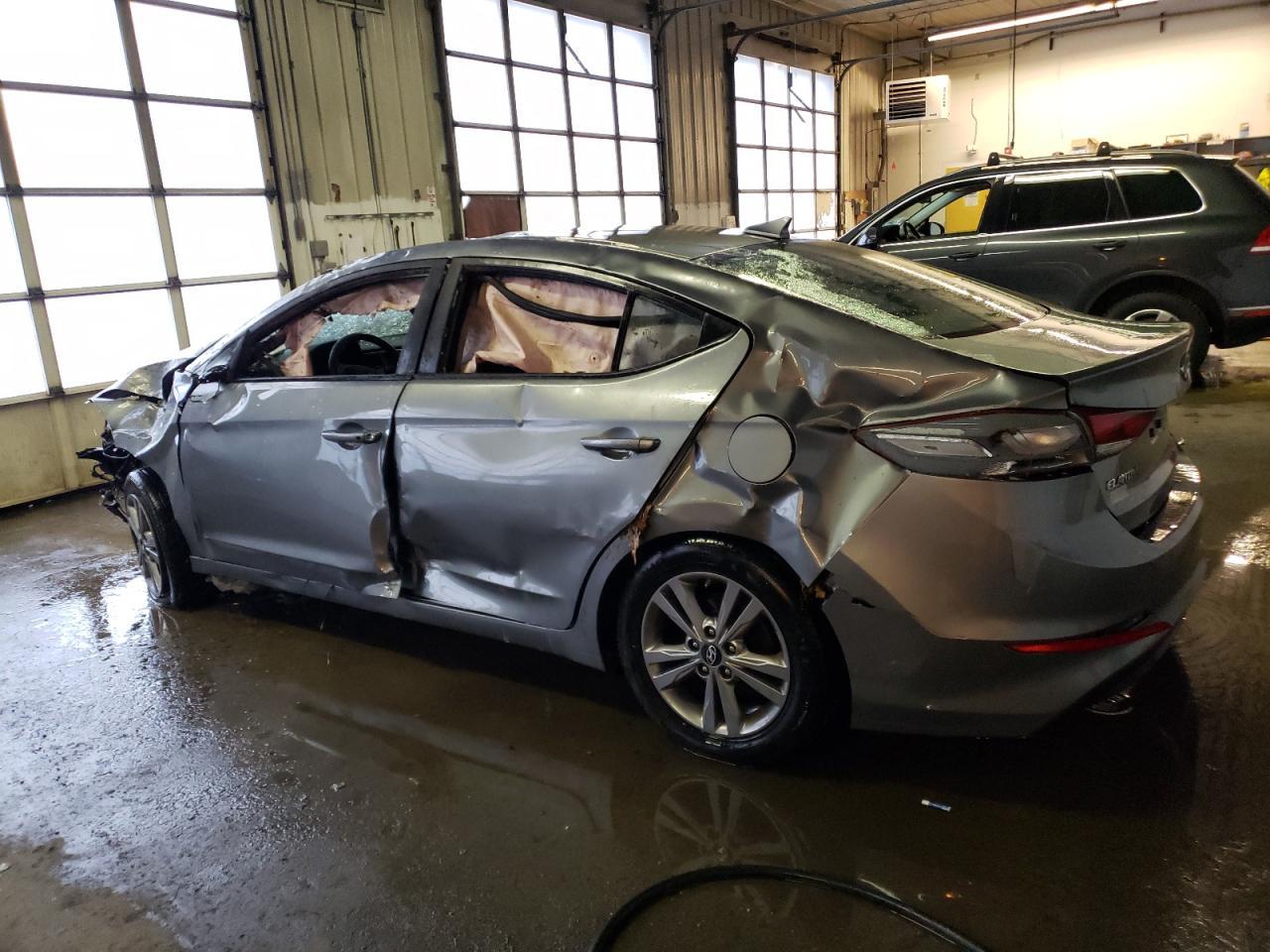 2018 HYUNDAI ELANTRA SE - Фото 2