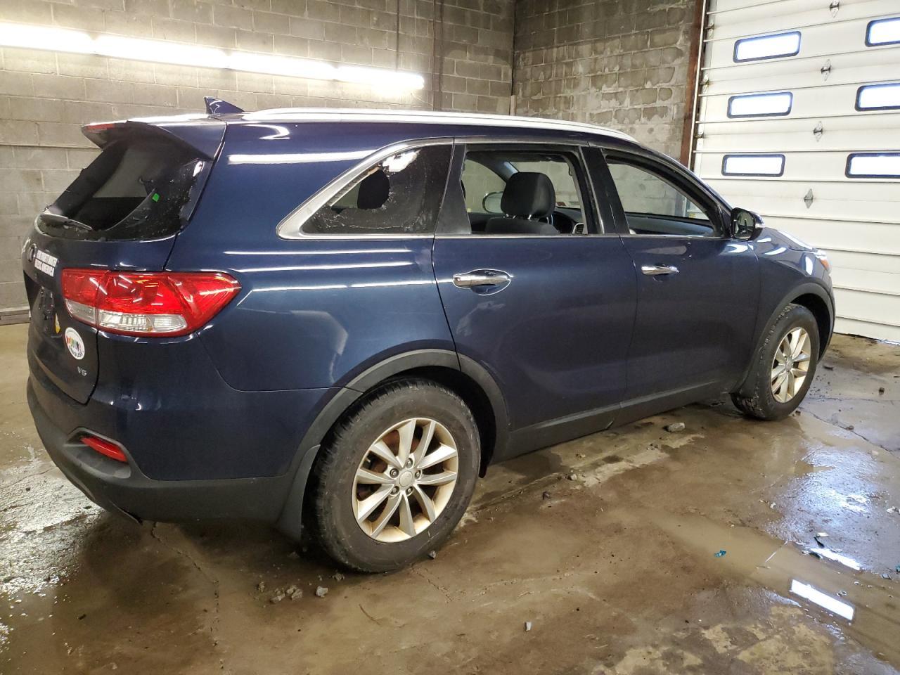 2016 KIA SORENTO LX - Image 3