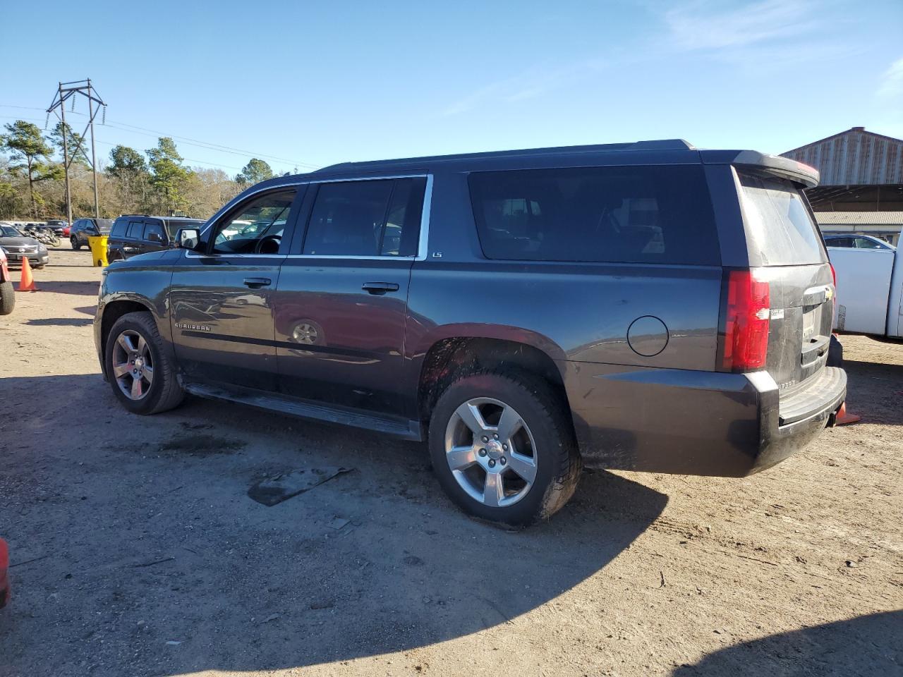 2016 CHEVROLET SUBURBAN C - Фото 2