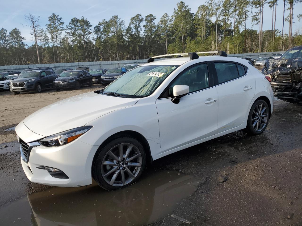 2018 MAZDA 3 TOURING car image