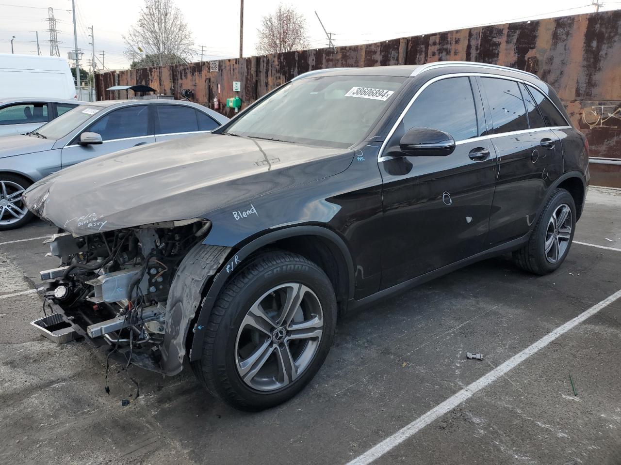 2019 MERCEDES-BENZ GLC 300