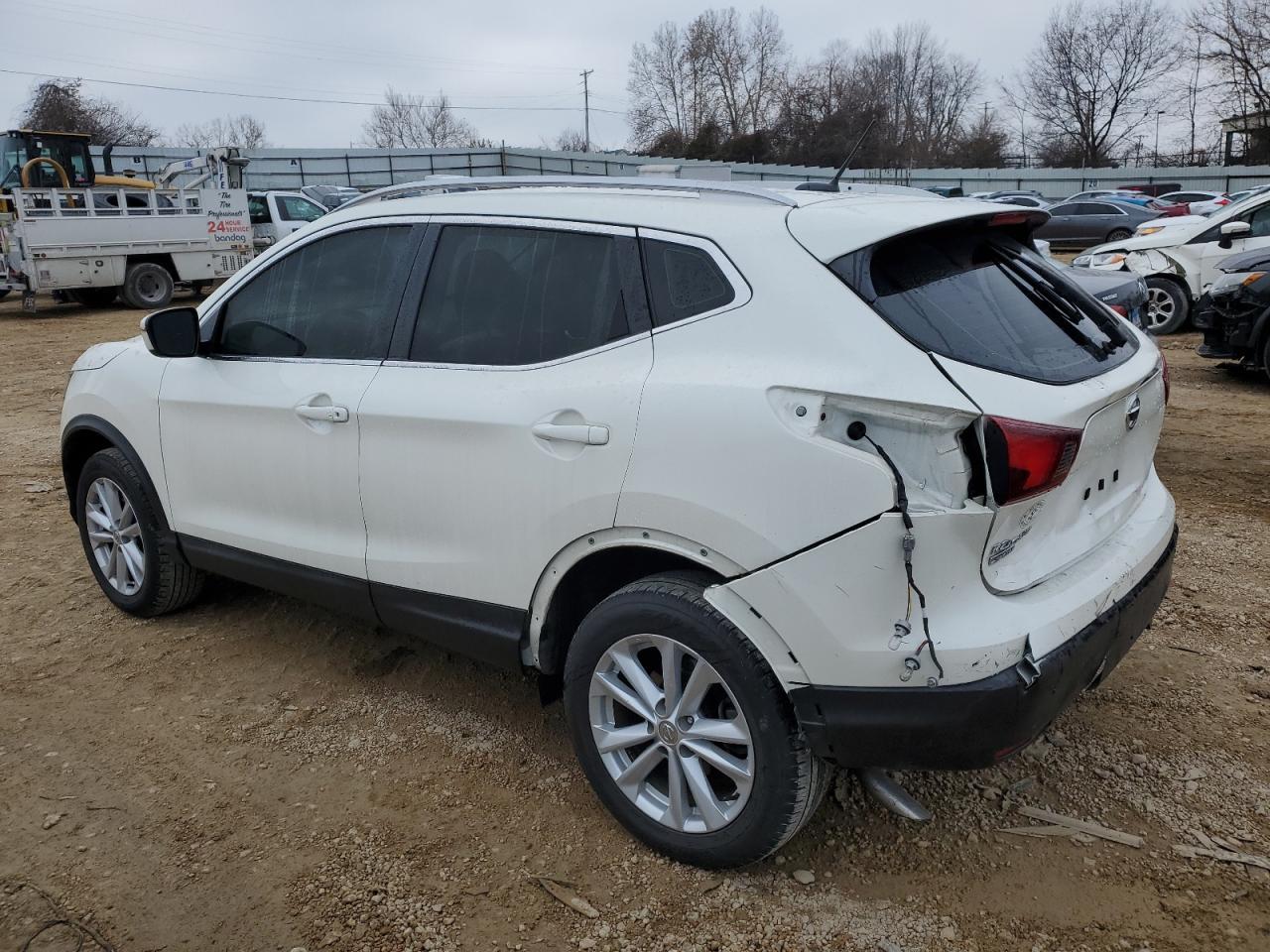2018 NISSAN ROGUE SPOR - Фото 2