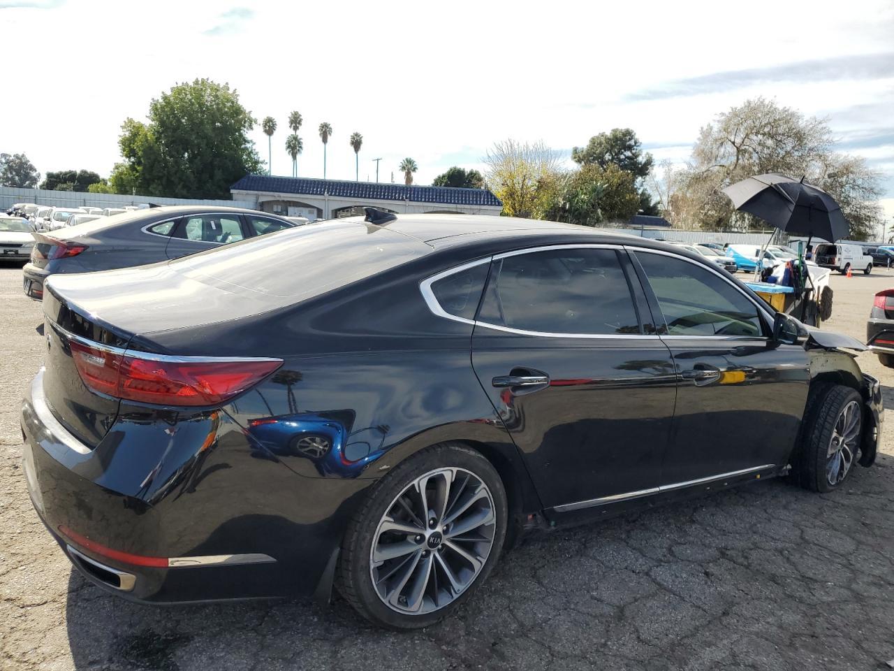 2017 KIA CADENZA PR - Image 3