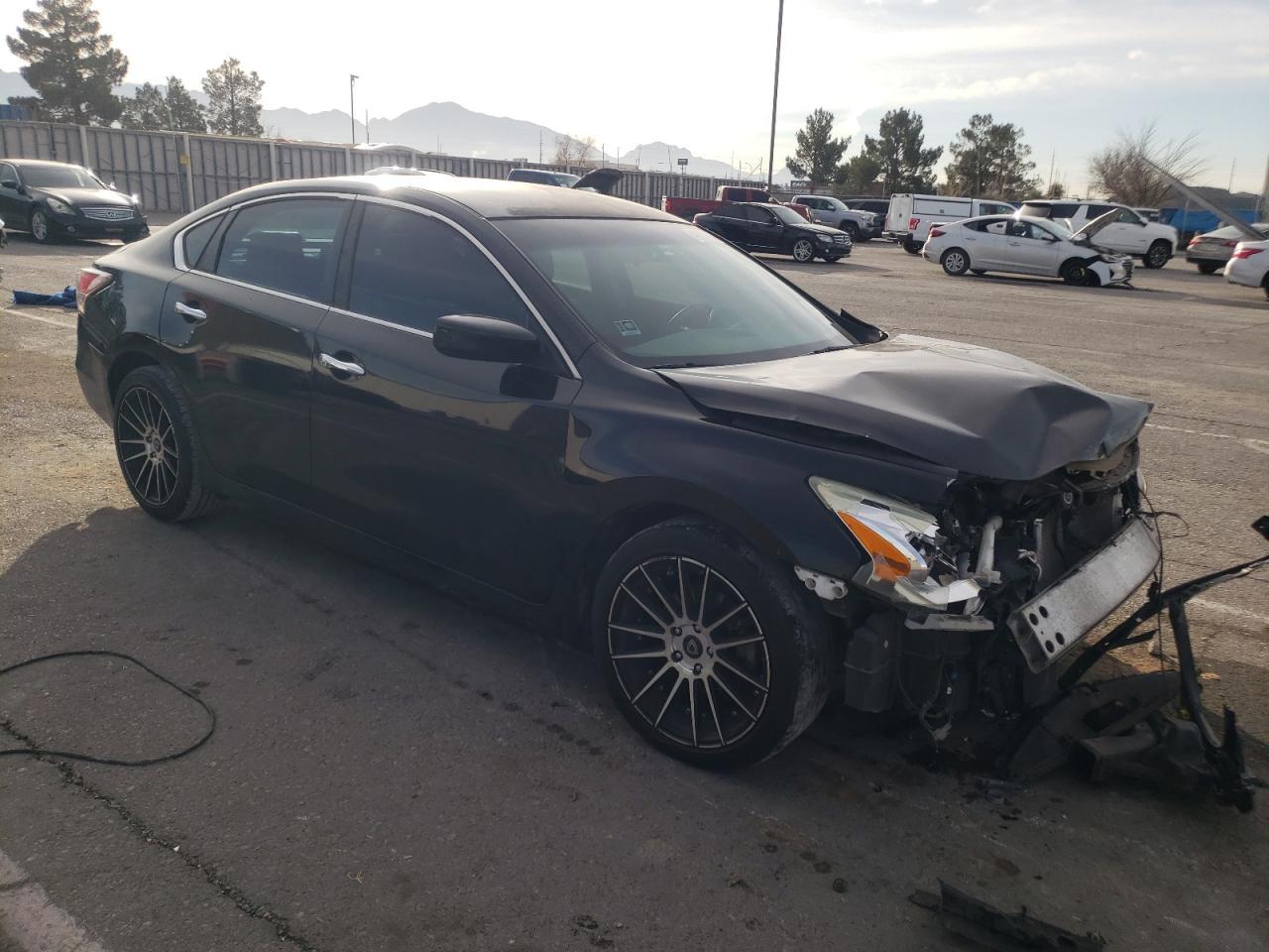 2015 NISSAN ALTIMA 2.5 - Фото 4