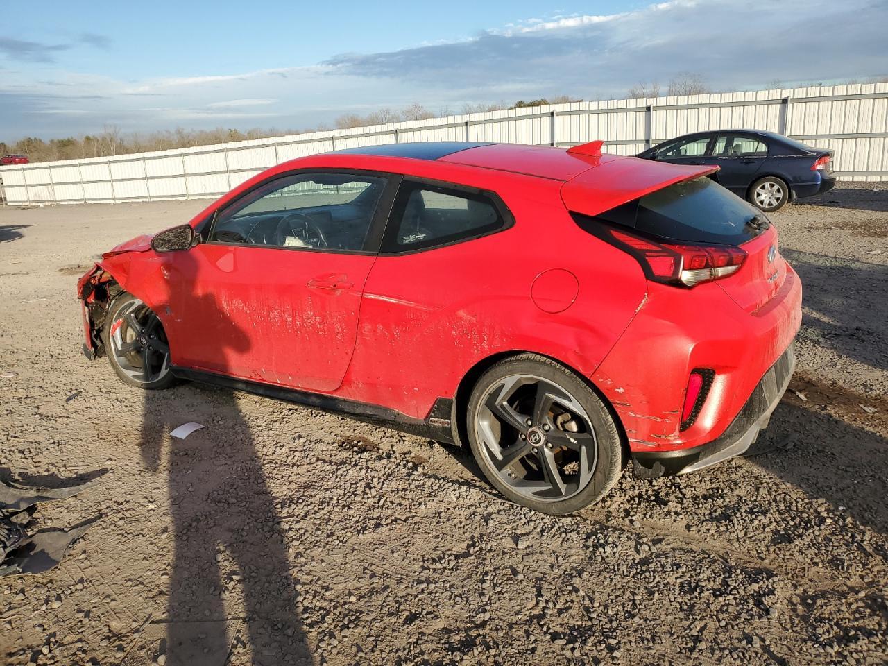 2019 HYUNDAI VELOSTER T - Фото 2