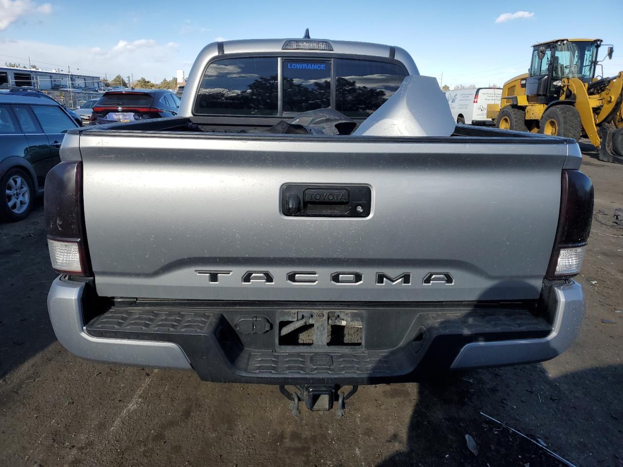 2017 TOYOTA TACOMA DOU - Фото 6