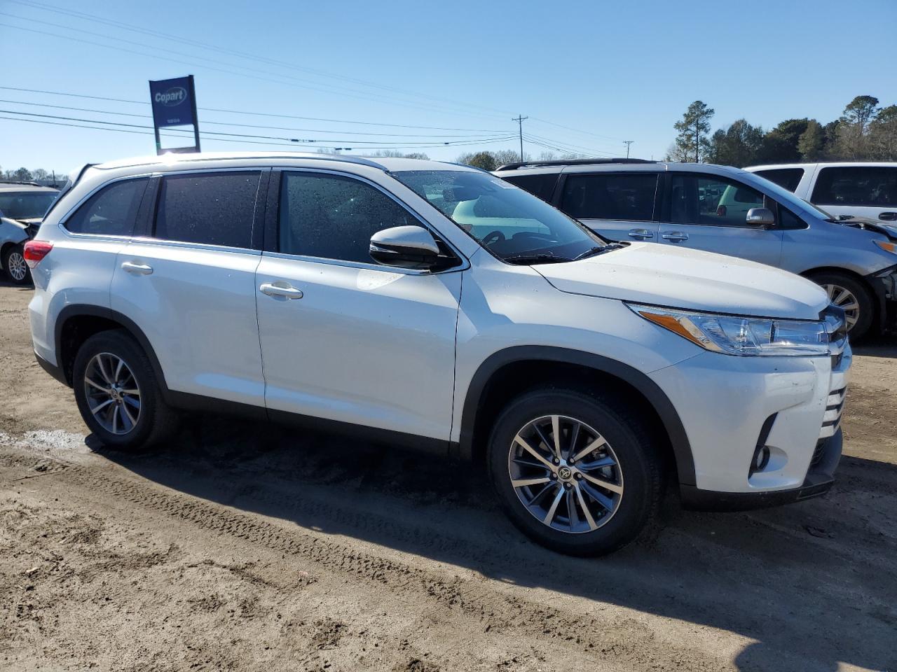2019 TOYOTA HIGHLANDER - Фото 4