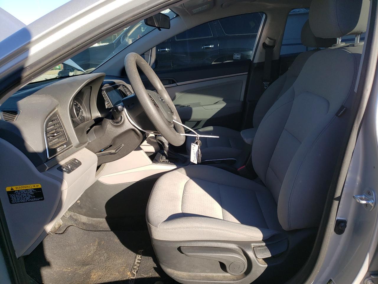 2018 HYUNDAI ELANTRA SE - Image 7