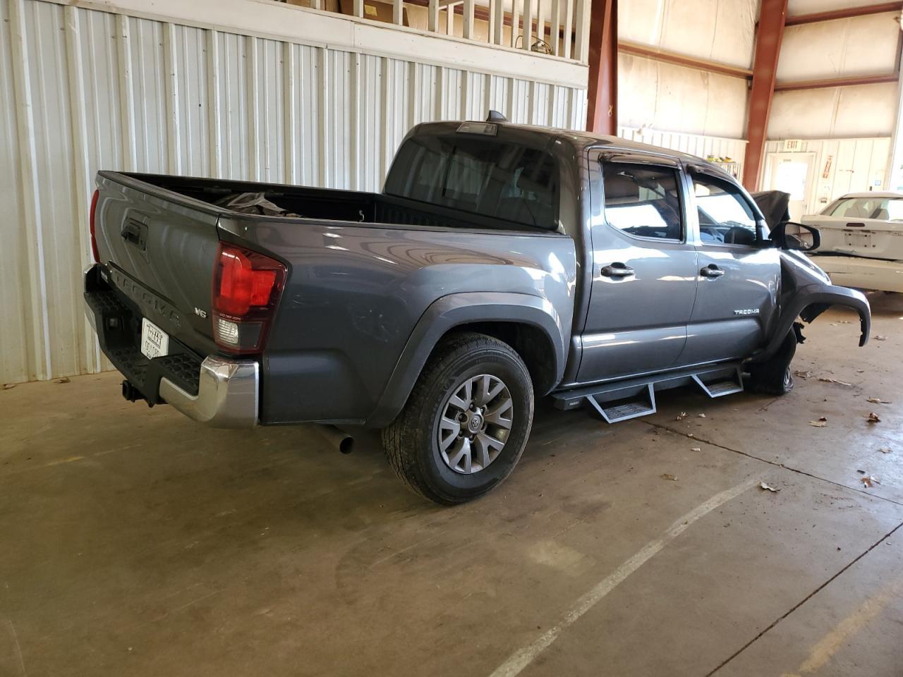 2018 TOYOTA TACOMA DOU - Фото 3