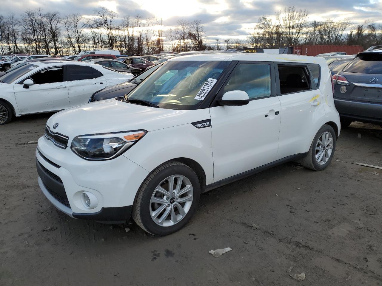 2019 KIA SOUL + car image