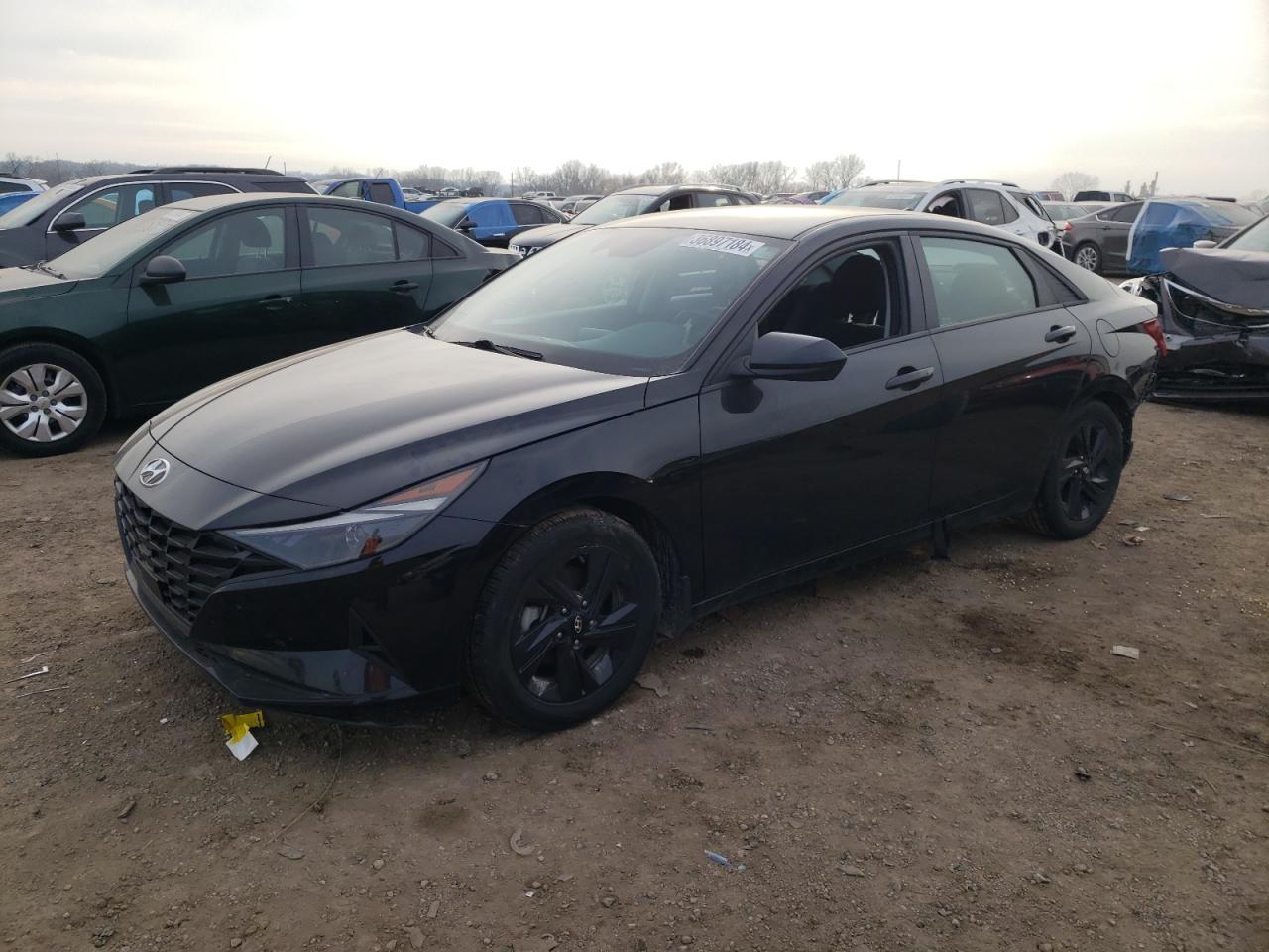 2022 HYUNDAI ELANTRA SE