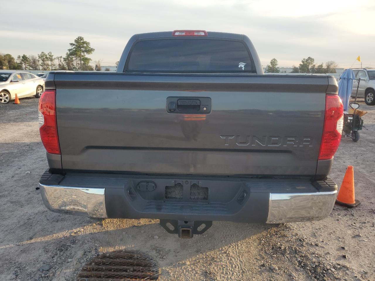 2018 TOYOTA TUNDRA CRE - Image 6