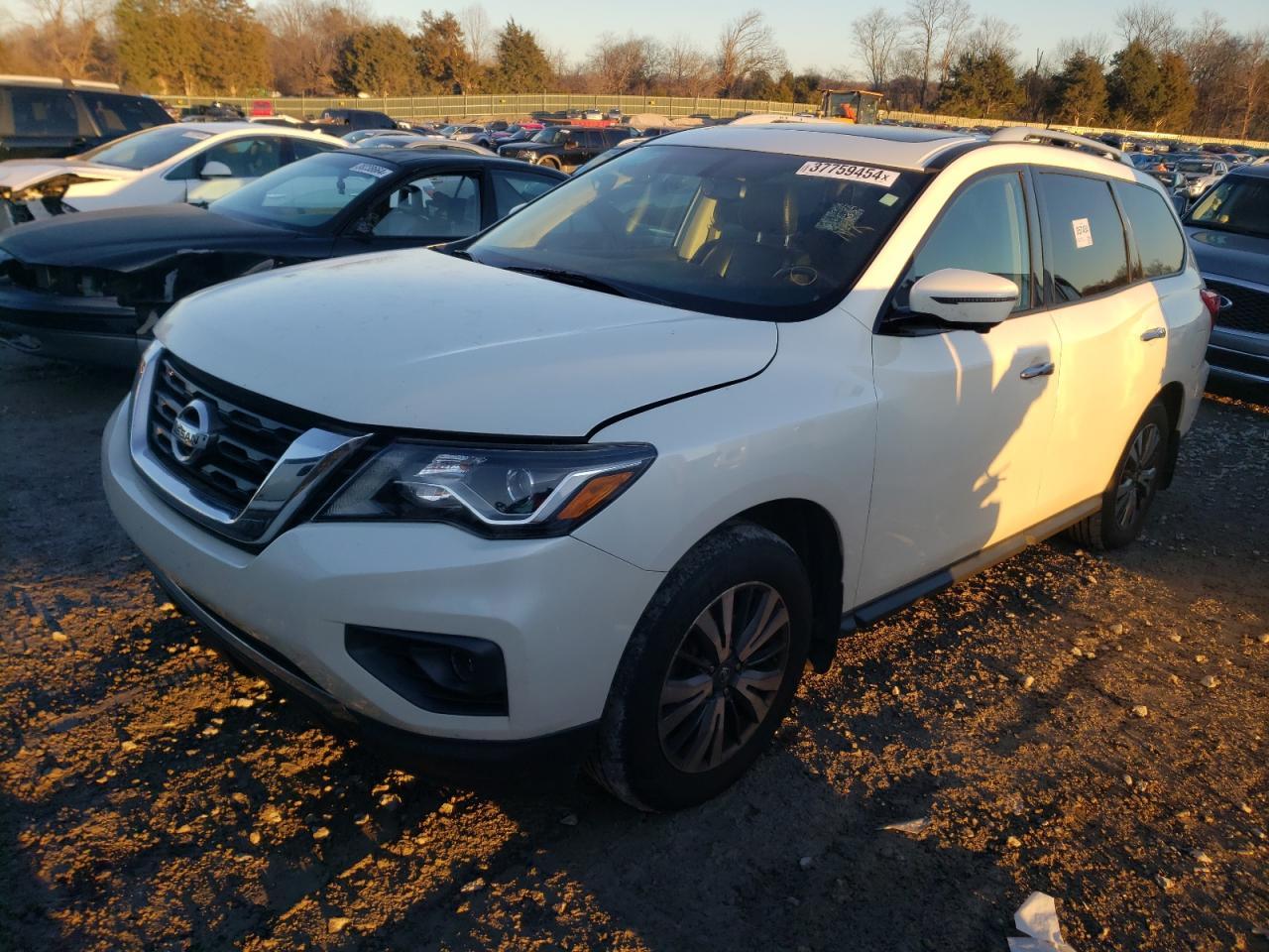 2017 NISSAN PATHFINDER