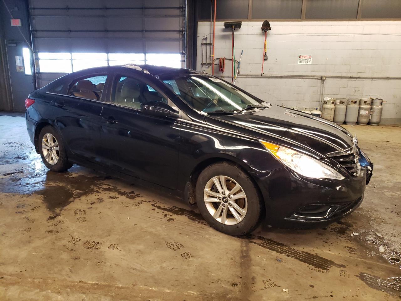 2011 HYUNDAI SONATA GLS - Image 4