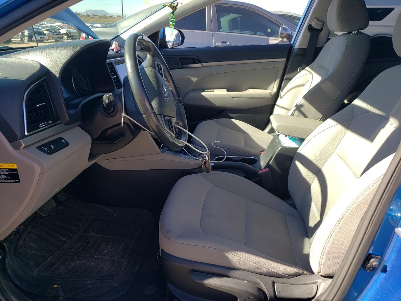 2018 HYUNDAI ELANTRA SE - Image 7