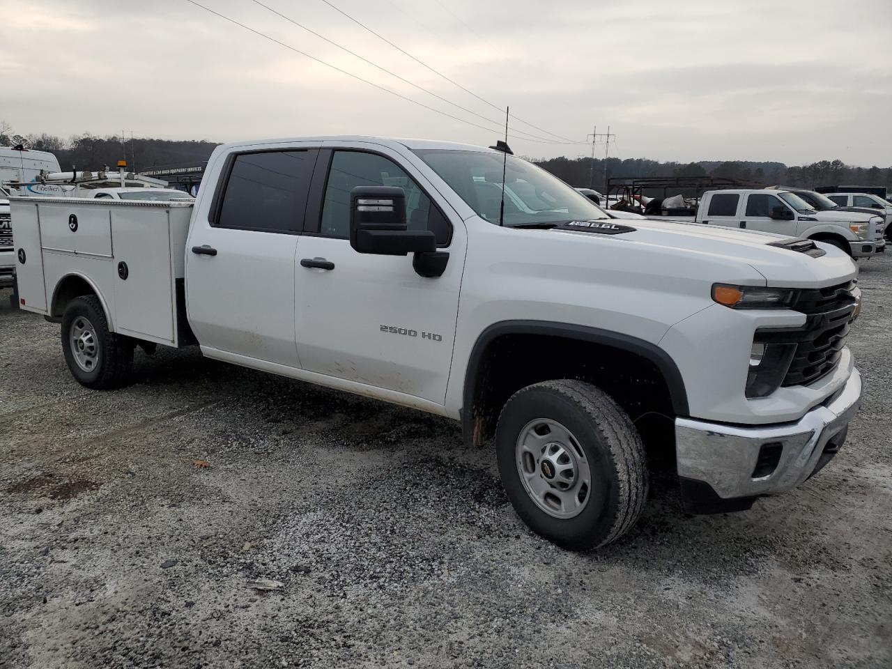 2024 CHEVROLET SILVERADO - Image 4