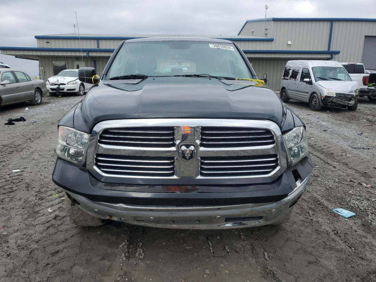 2015 RAM 1500 SLT - Image 5