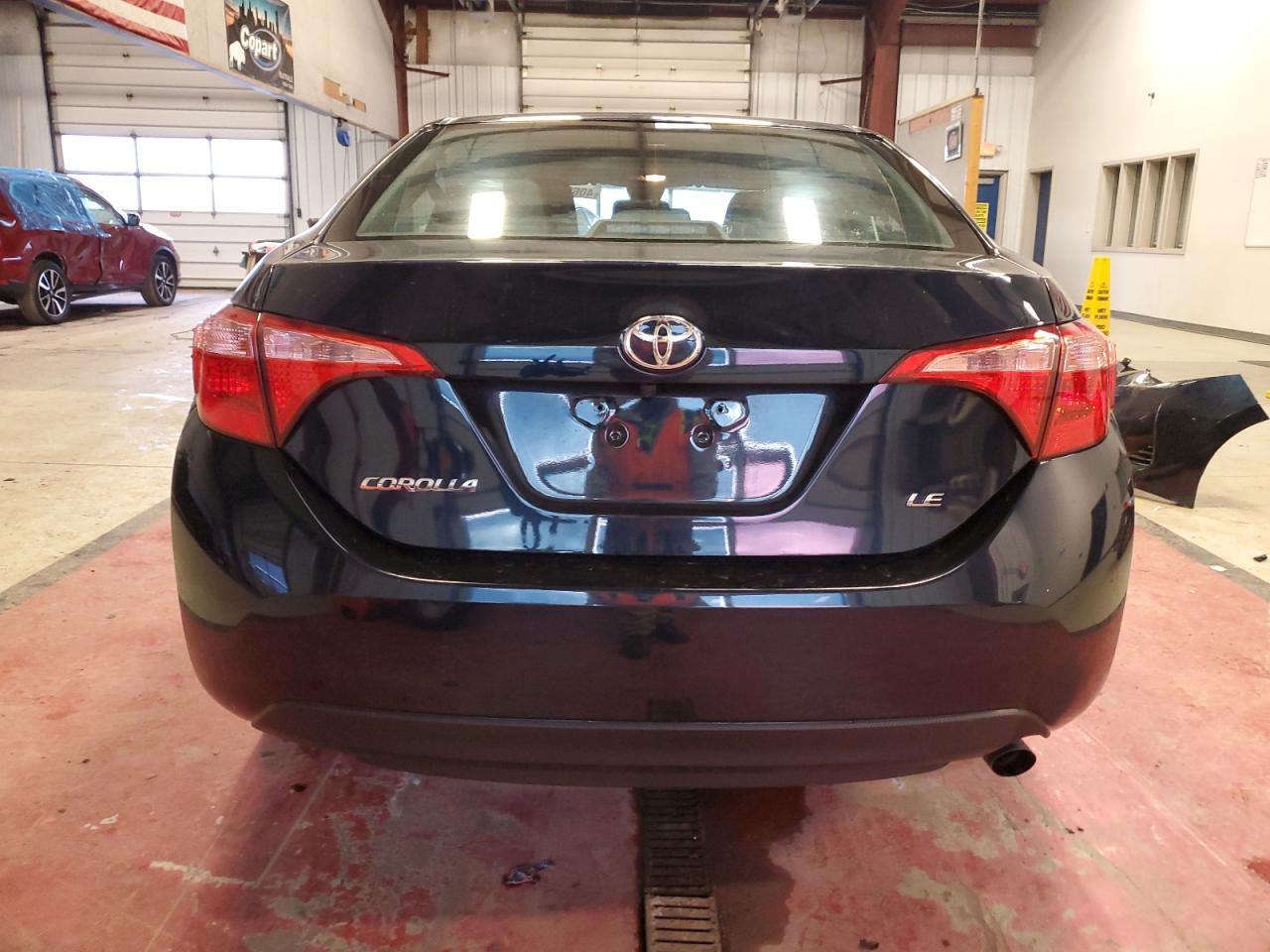 2018 TOYOTA COROLLA L - Image 6