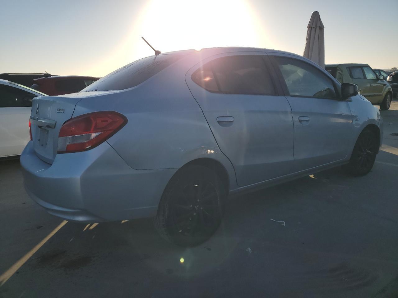 2020 MITSUBISHI MIRAGE G4 - Фото 3