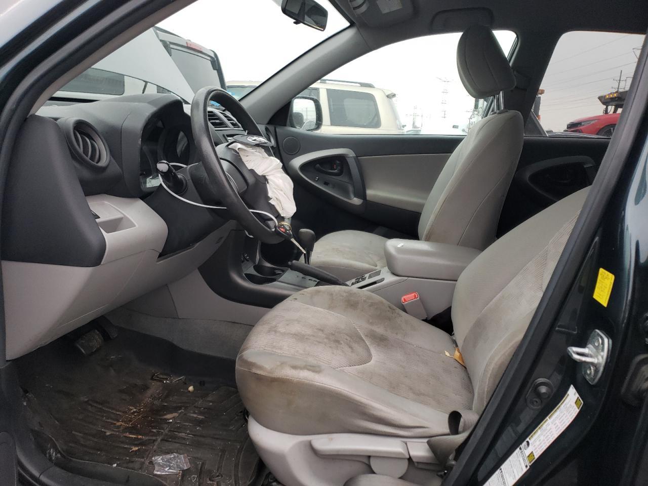 2011 TOYOTA RAV4 - Image 7