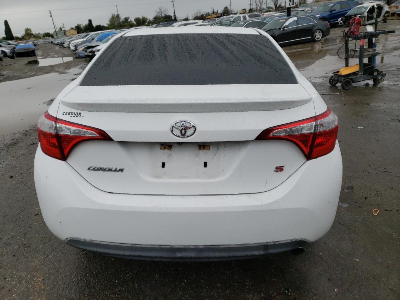 2014 TOYOTA COROLLA L - Image 6