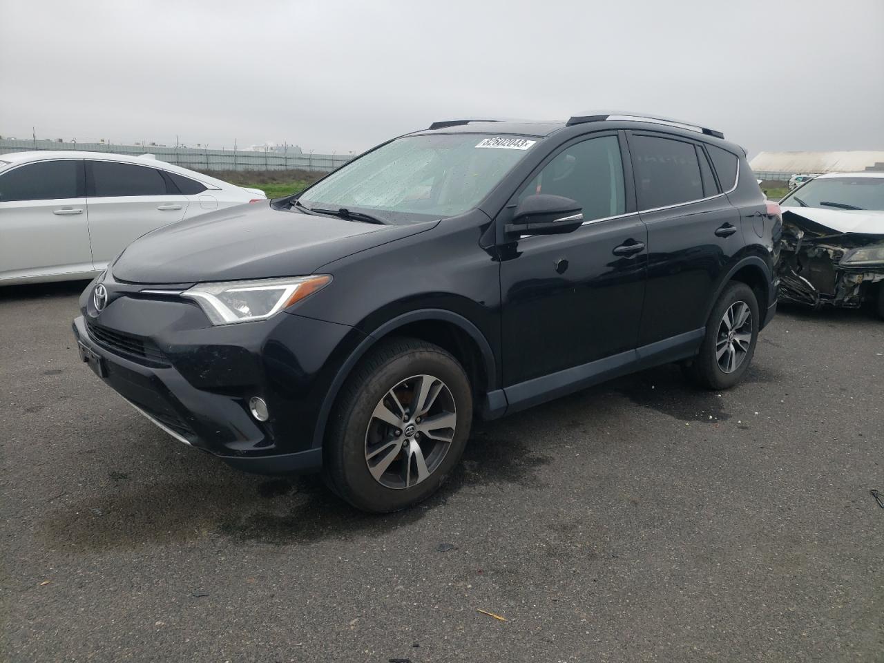 2016 TOYOTA RAV4 XLE